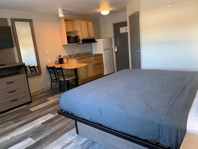 Bedroom 9