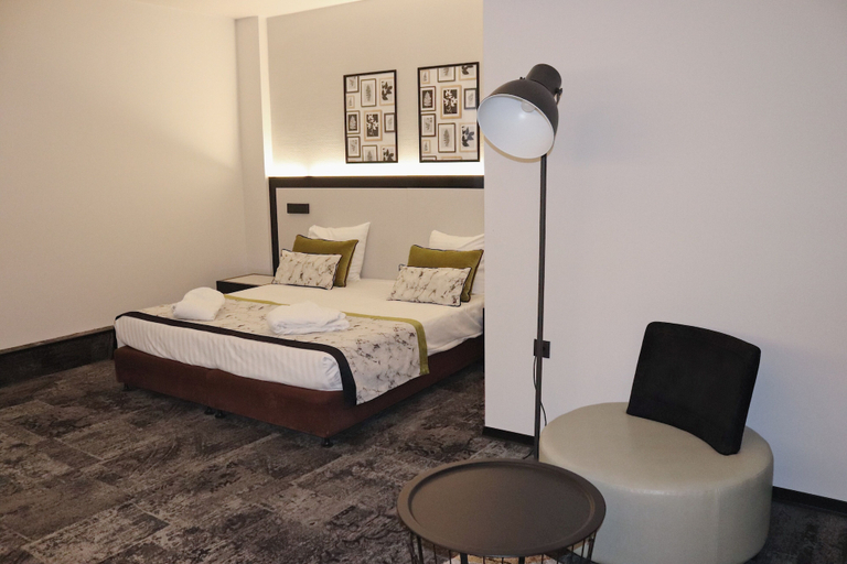 Bedroom 2, Floris Arlequin Grand Place, Bruxelles