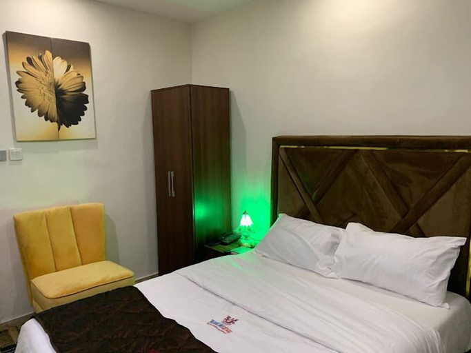 Bedroom 5, Treasureland Cottage, Ikeja