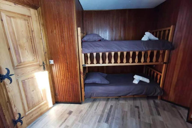 Bedroom 5, Newly Renovated Apartment in Cervinia's Heart, Aosta