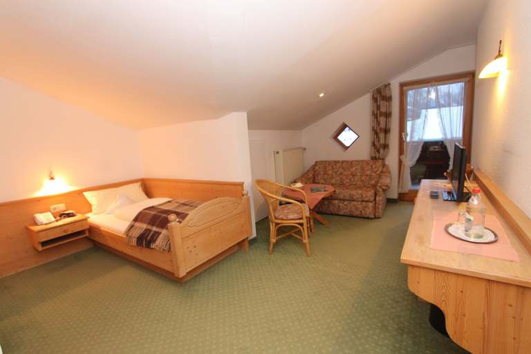 Bedroom 2, Reikartz Hotel Bergpanorama Pfronten, Ostallgäu