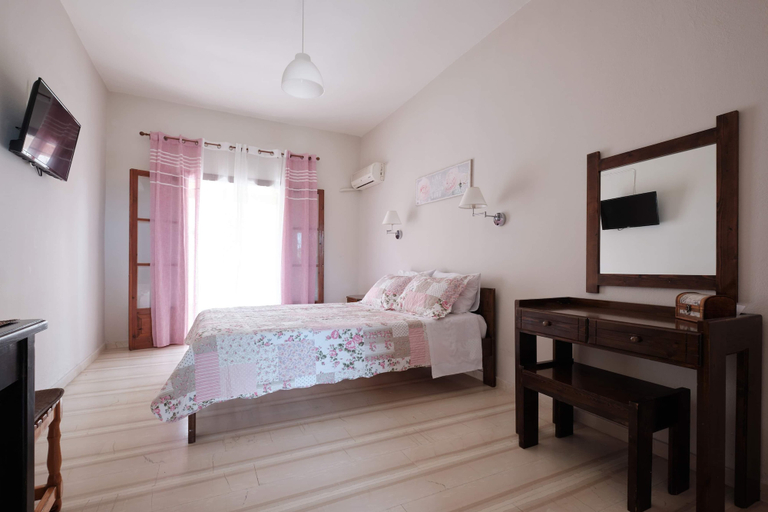 Bedroom 3, Olive Garden Studios & Apts, Ionian Islands