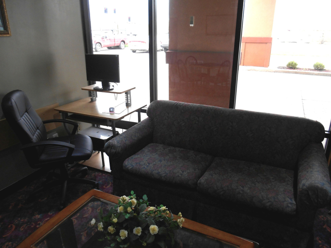 Others 5, AmeriStay Inn, Buchanan