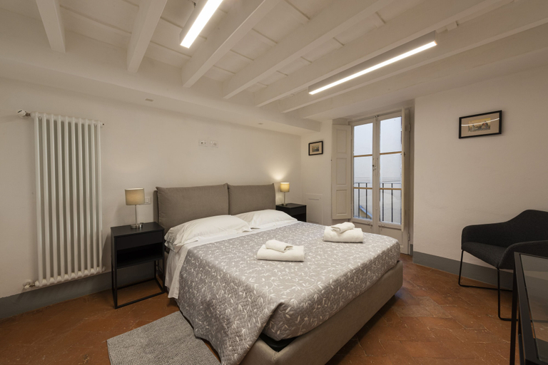Bedroom 2, Santo Spirito View by Mmega, Florence