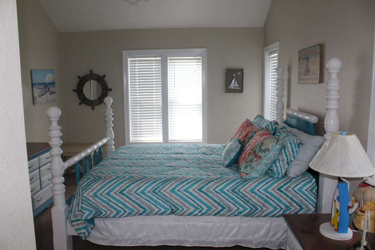 Bedroom 3, Sandbar Bed & Breakfast, Dare