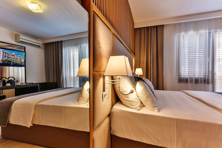 Bedroom 2, Villa Dvor Kornic
