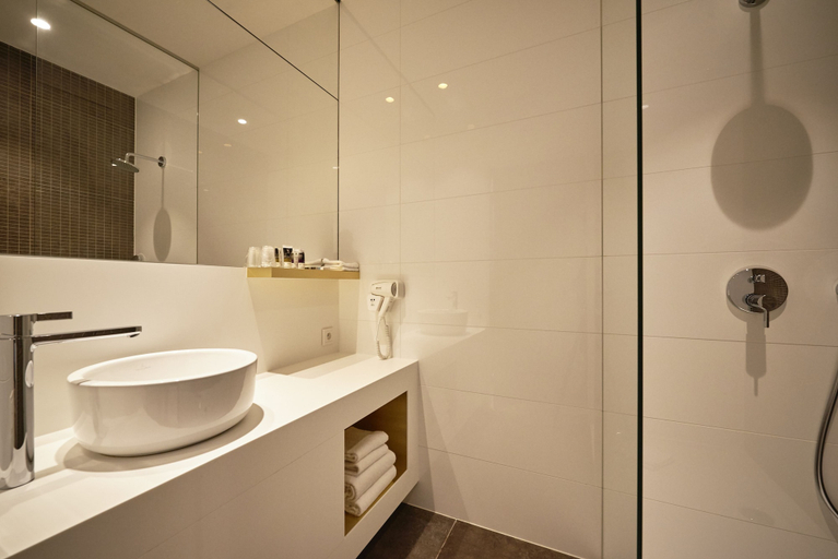 Bathroom 5, C-Hotels Westwing, West-Vlaanderen