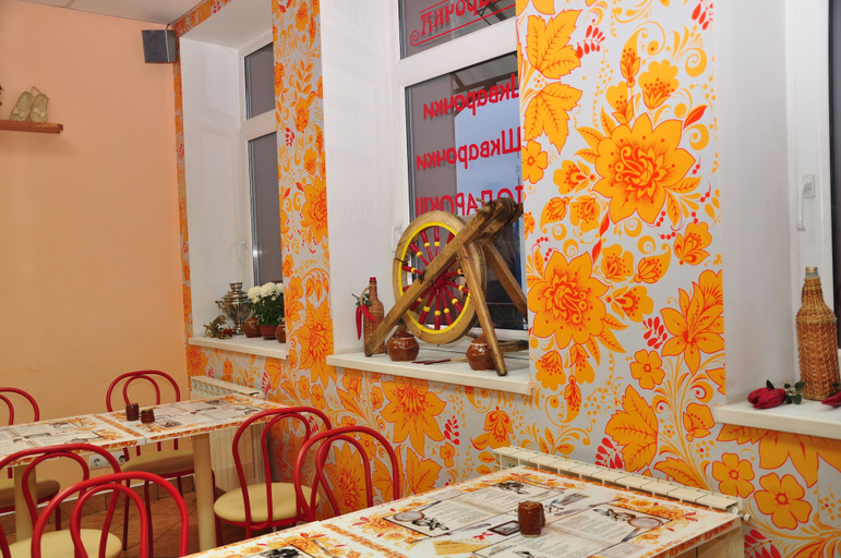 Food & Drinks 4, Mini hotel on Geroiv Energetykiv,18, Solomians'kyi