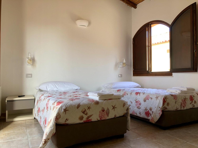 Bedroom 3, Domu Elvira, Cagliari