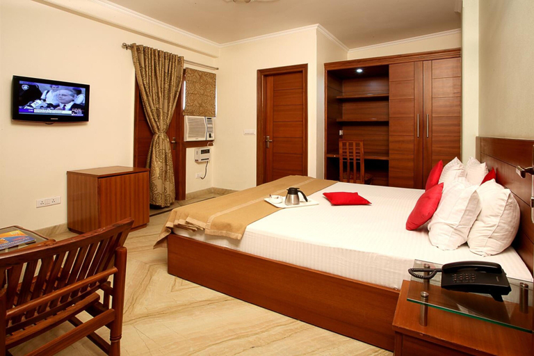Bedroom 3, Indira International Inn, Delhi