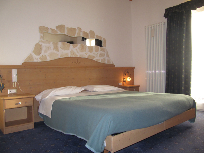 Bedroom 2, Hotel Garni Relax, Trento