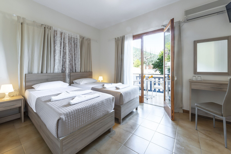 Bedroom 4, Maria Apartments, Peloponnese