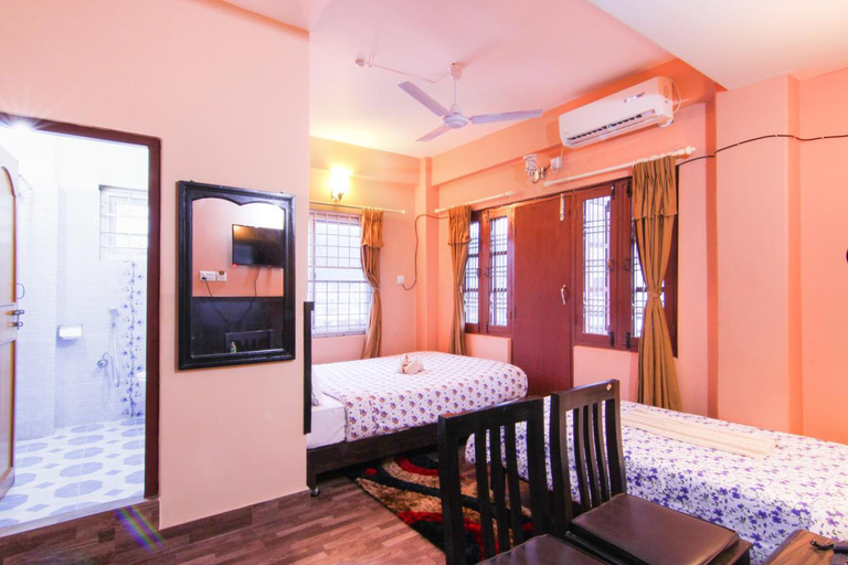 Bedroom 2, Hotel Middle East, Gandaki