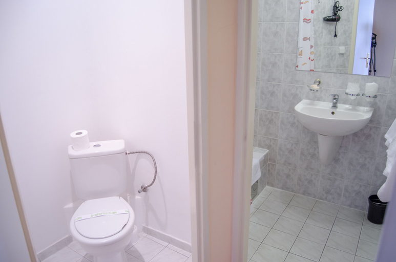 Bathroom 4, Hotel West, Bratislava III