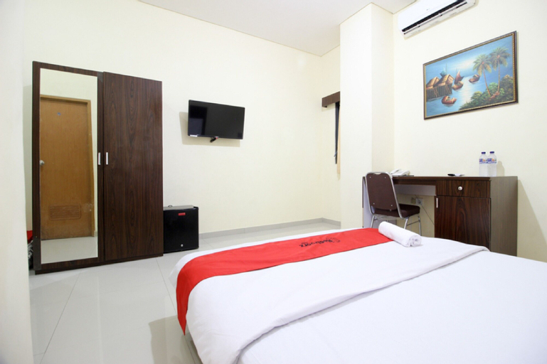 Bedroom 13