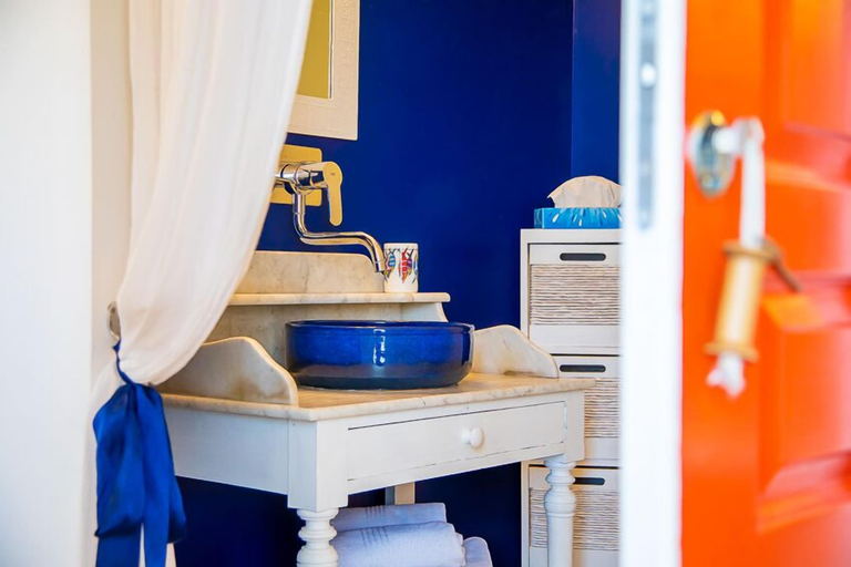Bathroom 5, La Closerie de la Glossetière, Vendée