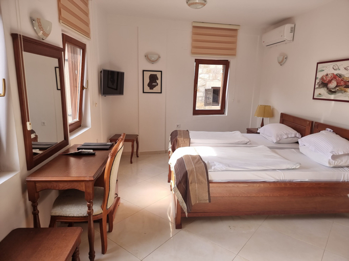 Bedroom 3, Palata Venezia