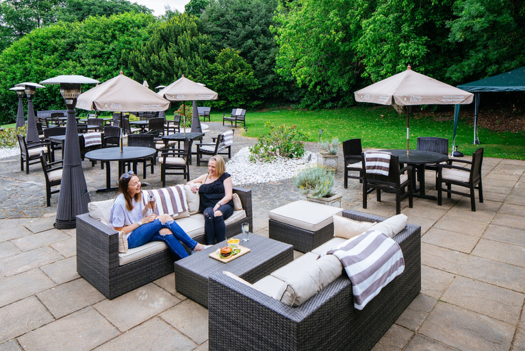 Food & Drinks 5, Aubrey Park, Hertfordshire
