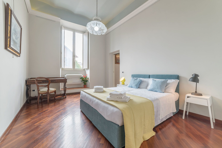 Room 4, San Giovanni Elegant 6 Pax Apartment, Roma