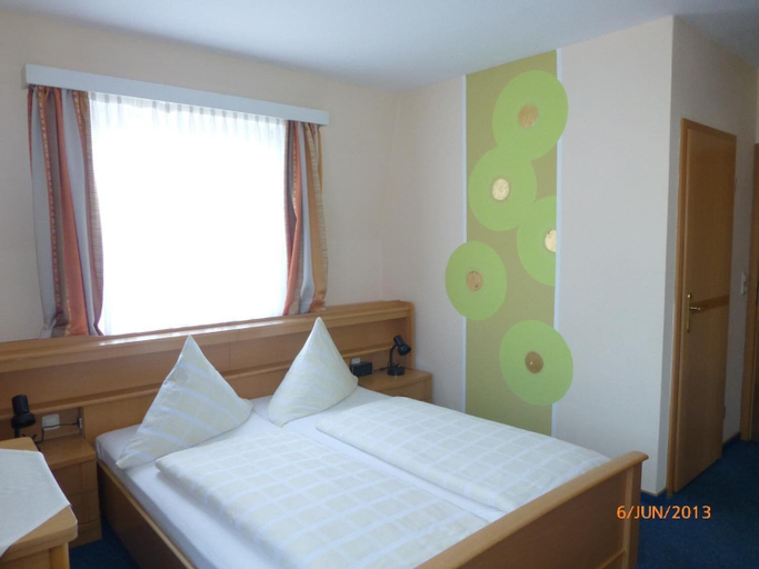 Bedroom 3, Hotel Ammerländer Hof, Ammerland