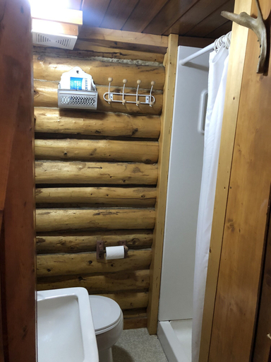 Bathroom 3, Carlo Creek Cabins, Denali