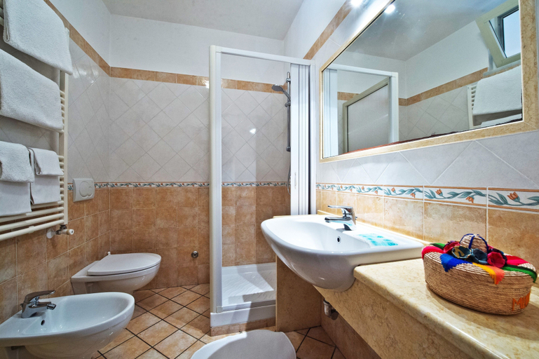 Bathroom 5, Haidi House Bed and Breakfast, Napoli