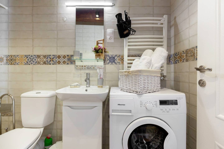 Bathroom 4, Cozy Studios on Freedom Square, Tbilisi