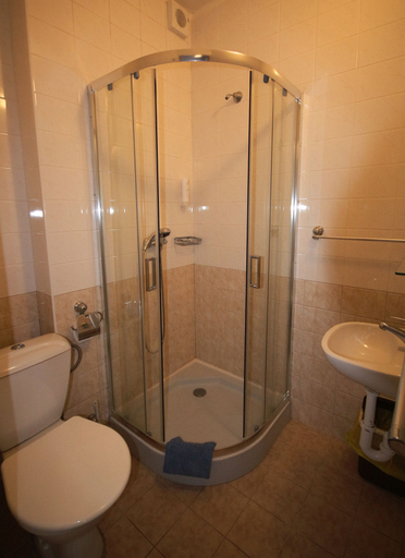 Bathroom, Hotel Bor, Mělník