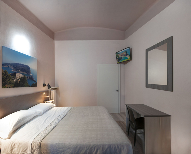 Bedroom 3, Albergo La Villetta, La Spezia