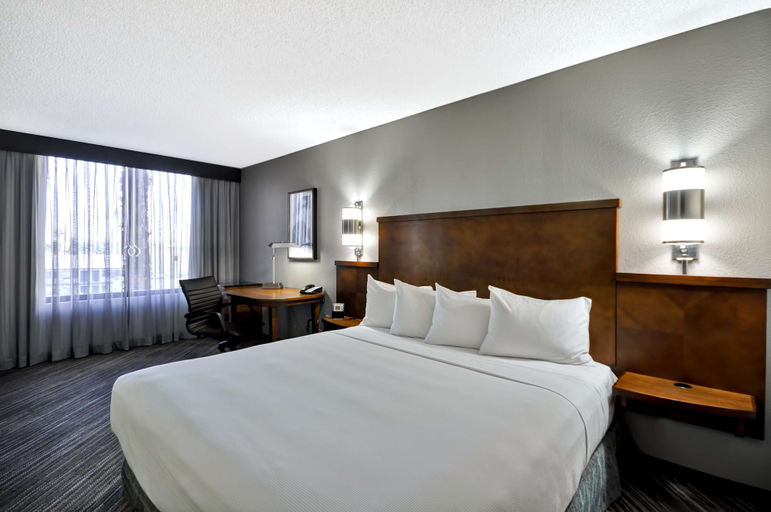 Bedroom 3, Hyatt Place Las Vegas, Clark