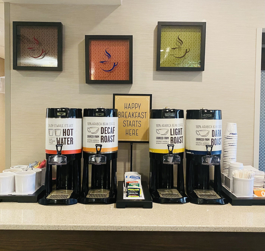 Food & Drinks 5, Hampton Inn Beaufort, Beaufort