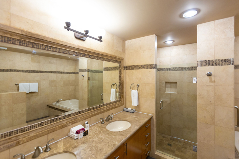 Bathroom 5, Las Palomas Beach & Golf Resort, Puerto Peñasco