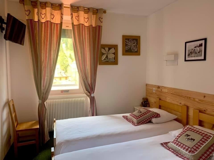 Bedroom 4, Ô Caprice du Guiers, Isère