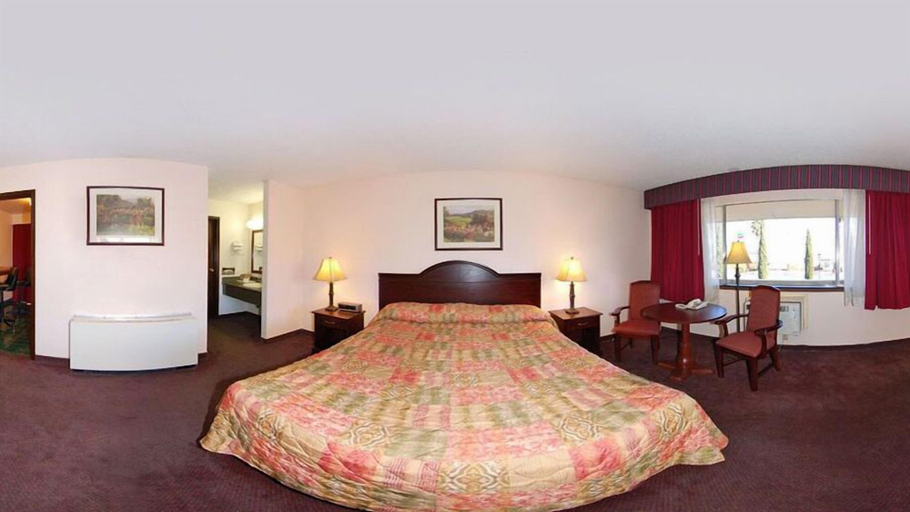 Bedroom 3, Quality Inn & Suites Cameron Park Shingle Springs, El Dorado