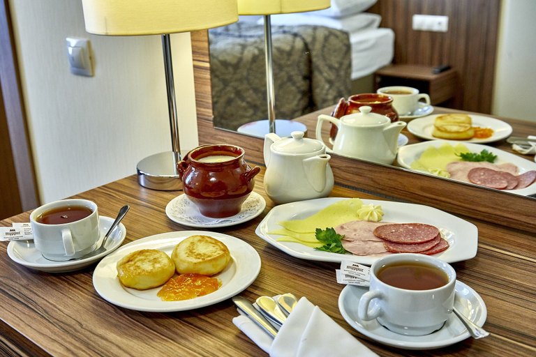 Food & Drinks, Rossiya Hotel, Sankt-Peterburg gorsovet
