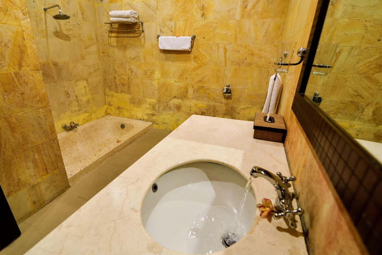 Bathroom 5, Dolphin Beach Bali, Buleleng