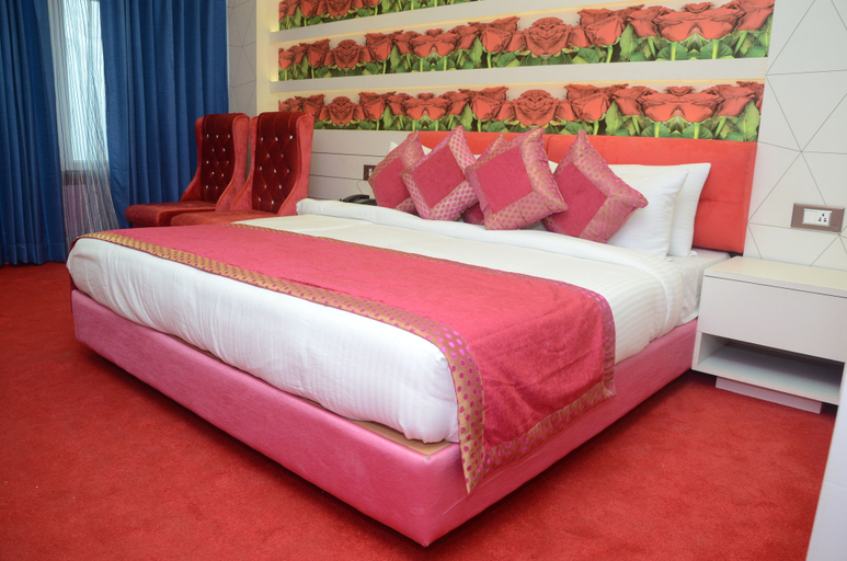Bedroom 2, The Grand Empire A Boutique Hotel, Patna