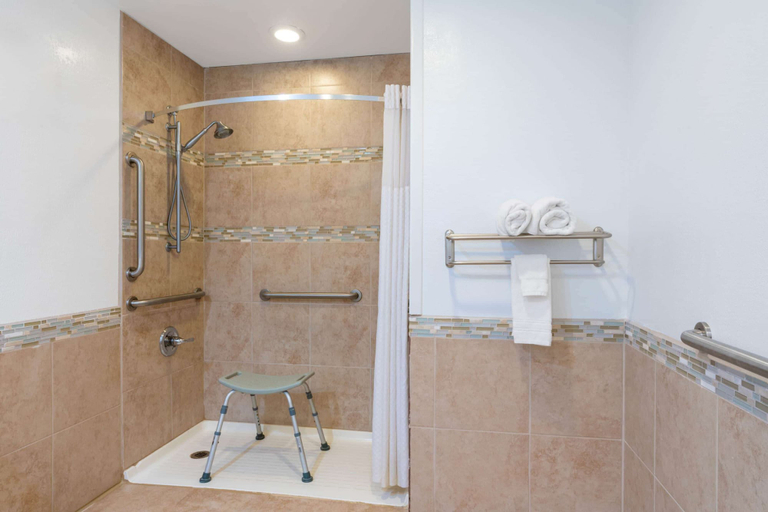 Bathroom 4, Days Inn by Wyndham Grants, Cibola