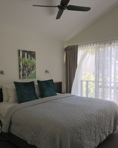 Bedroom 2, Margarets Forest Apartments, Augusta-Margaret River