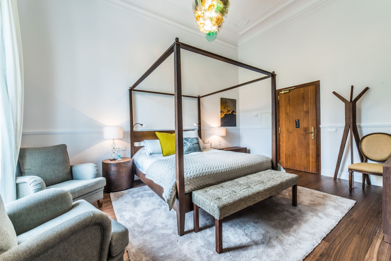 Bedroom 3, L'Avenida Hotel, Baleares