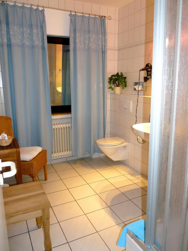 Bathroom 4, Hotel Geissler, Stuttgart