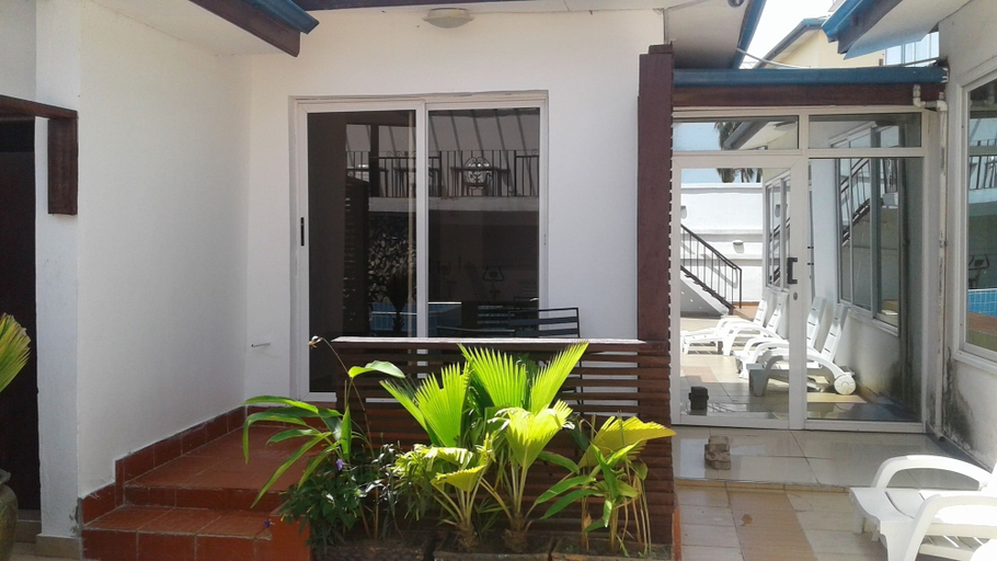 Exterior & Views, Lane Residence, Accra