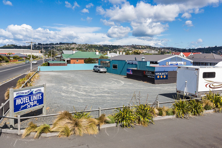 Exterior & Views 2, Ocean Beach Hotel, Dunedin