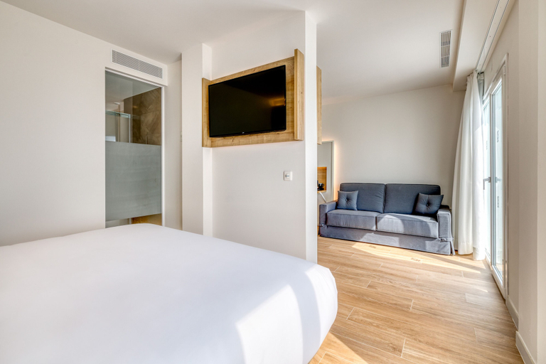 Bedroom 3, Playamójacar Hotel, Almería