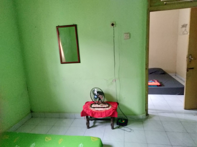 Bedroom 3, Setro Kariyo Homestay, Bantul
