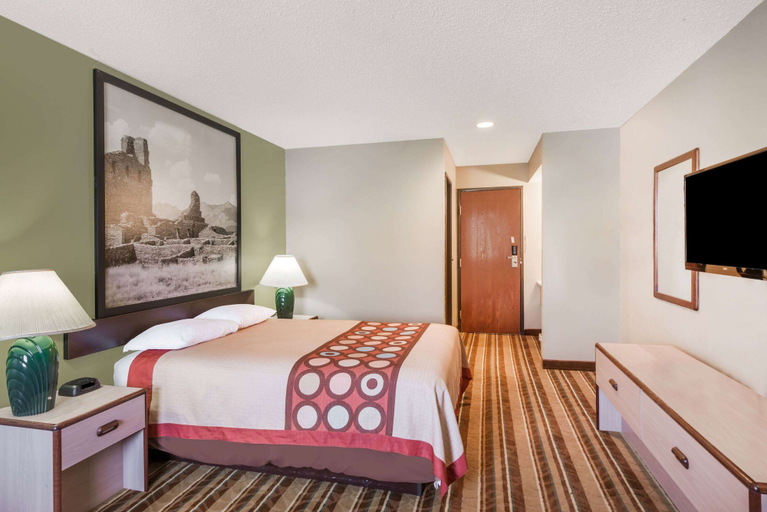 Bedroom 3, Super 8 by Wyndham Socorro, Socorro
