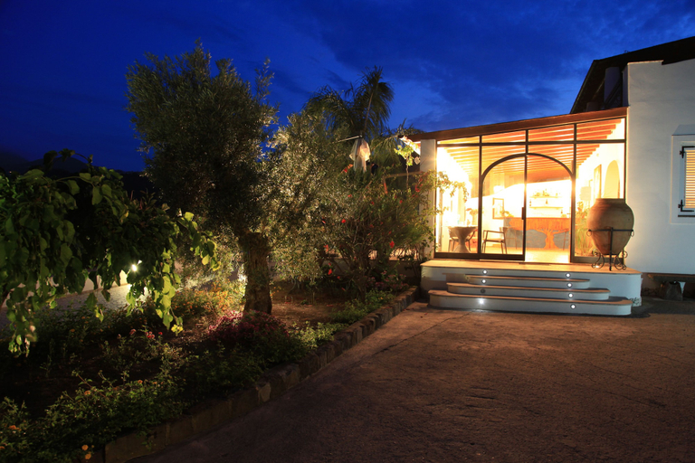 Exterior & Views 2, Hotel Villa Enrica - Aeolian Charme, Messina