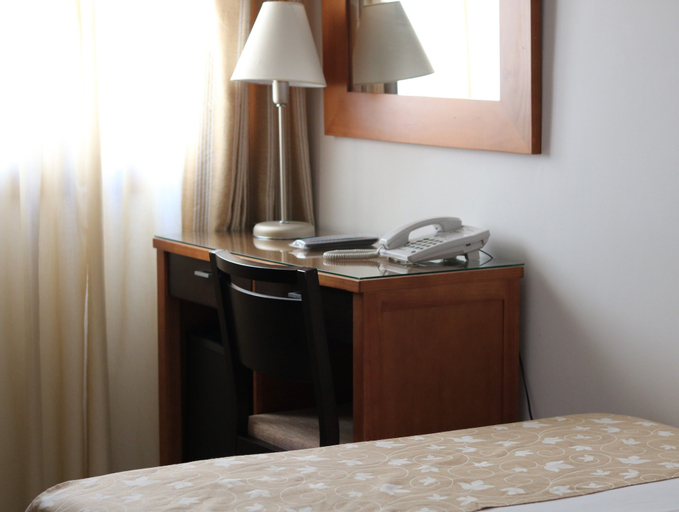 Bedroom 4, Hotel Restaurante Blanco y Verde, Cádiz