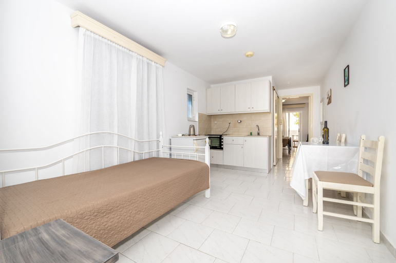 Bedroom 2, Villa Giorgos, South Aegean