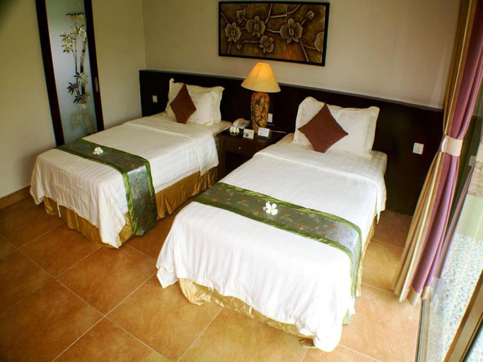 Bedroom 3, Beringgis Beach Resort & Spa, Papar
